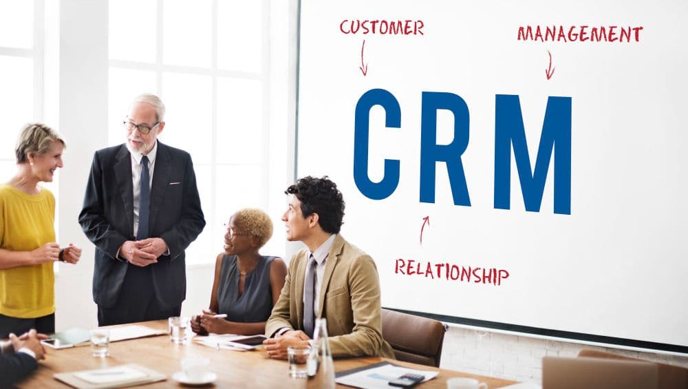 نرمافزار CRM چیست و چه کاربردی دارد؟